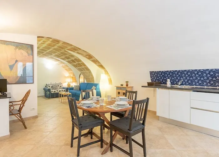 Apartman Centro Storico Di - Dabaix Cavour