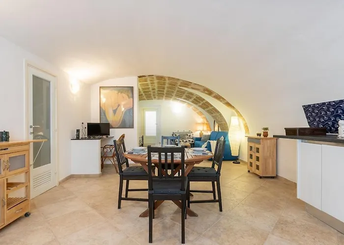 Centro Storico Di - Dabaix Cavour Appartement *