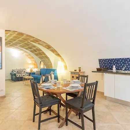 Apartament Centro Storico Di - Dabaix Cavour